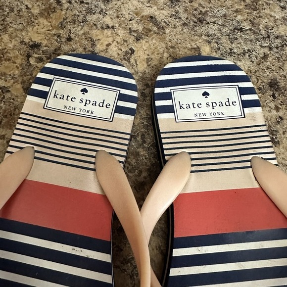 Kate Spade Flip Flop Sandals Womens Blue Pink Orange Stripes Gold Heart Size 7 - Picture 6 of 9